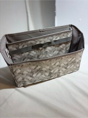 Thirty One Grey Patterned  Desk Organizer with Insert